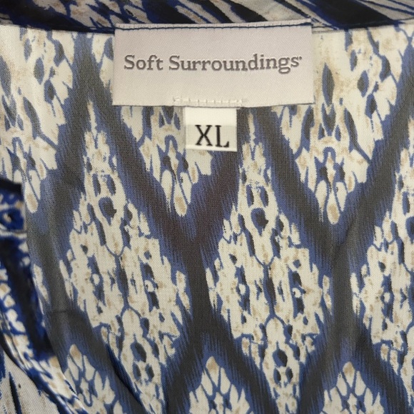 Soft Surroundings Navy and White Patterned Sheer Tunic Blouse Top Size XL - Picture 3 of 7